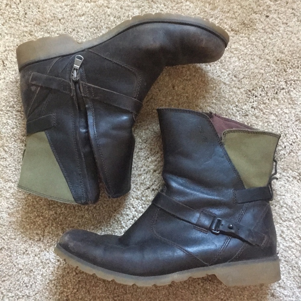 Teva Leather Booties